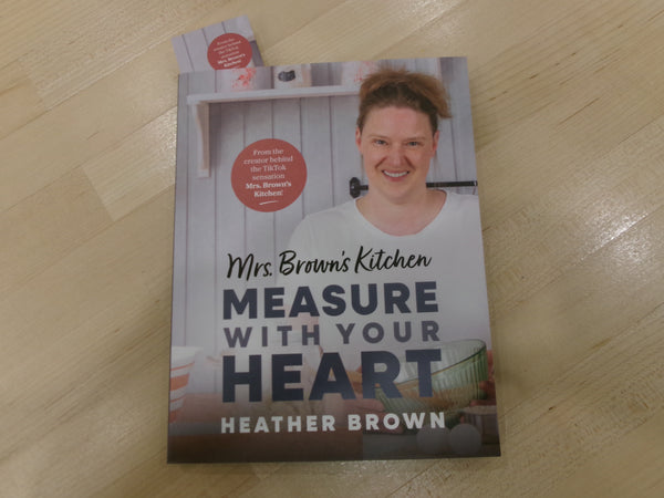 Mrs. Brown's Kitchen   /   Measure with your Heart